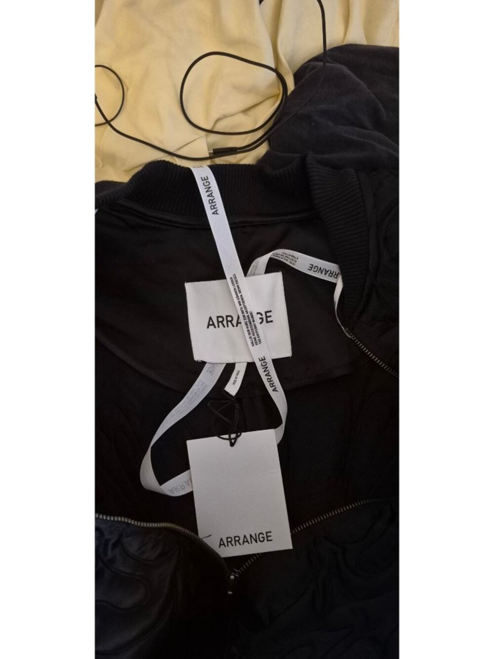 Arrange Floral Quilted Satin Black Oversize Bomber Jacket Sz L NWT MSRP $219 - Picture 7 of 11